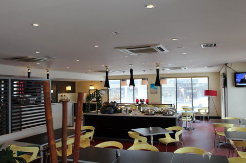 Ibis Newcastle - Australian Destinations 13