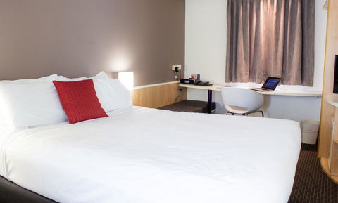 Ibis Newcastle - Australian Destinations 3