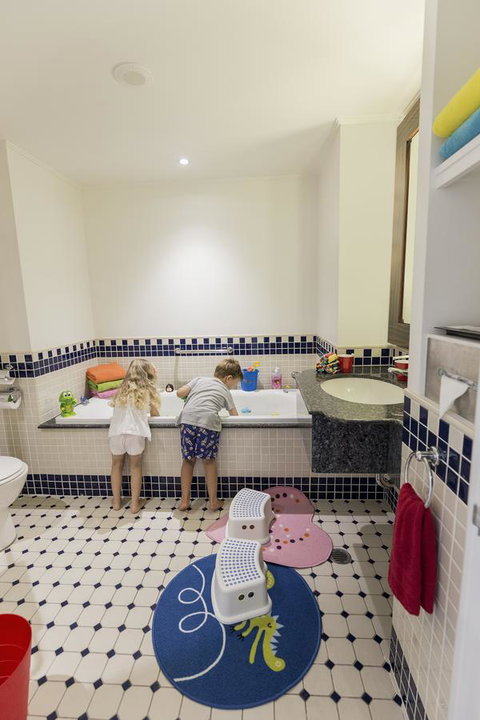 Swissotel Sydney - Australian Destinations 30