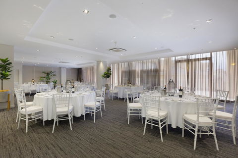 Sage Hotel Wollongong - Australian Destinations 32