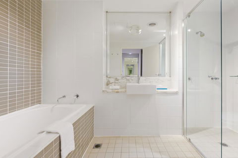 Sage Hotel Wollongong - Australian Destinations 5