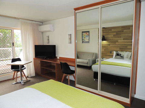 Charlesworth Bay Beach Resort - Australian Destinations 30