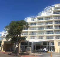 Ettalong Beach Premium Waterview Apartments - Australian Destinations