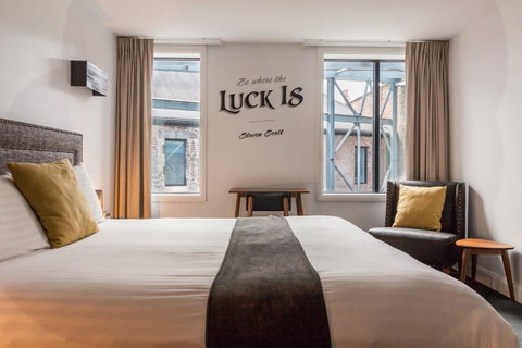The Lucky Hotel - Australian Destinations 20