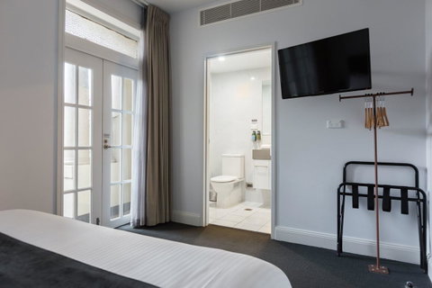 The Lucky Hotel - Australian Destinations 26