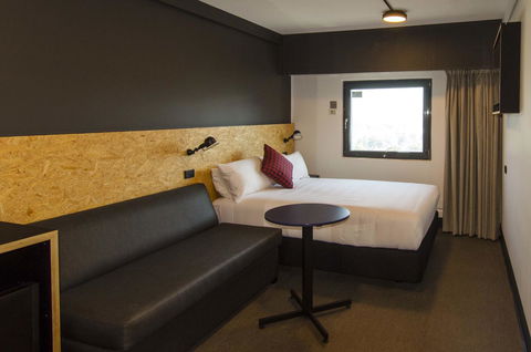 Ibis Budget Sydney East - Australian Destinations 23