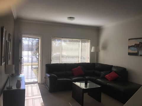 Travers Street Apartment - Australian Destinations 5