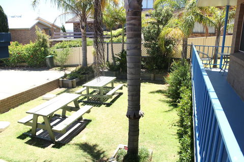 Narooma Palms Holiday Apartments - Australian Destinations 8