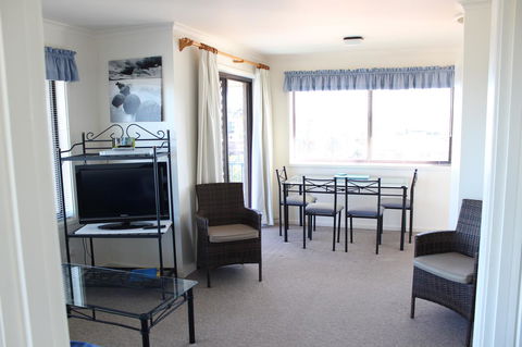 Narooma Palms Holiday Apartments - Australian Destinations 5