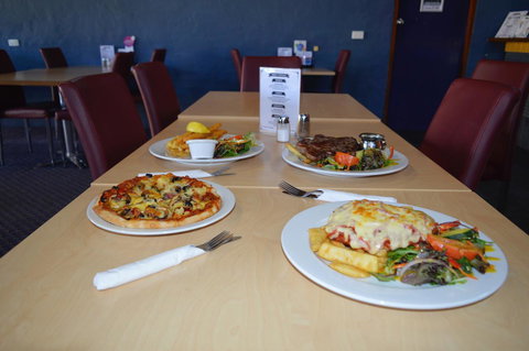 Brolga Hotel Motel - Coleambally - Australian Destinations 28