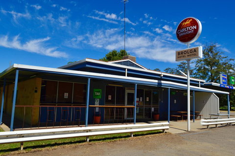 Brolga Hotel Motel - Coleambally - Australian Destinations 6