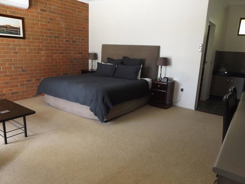 Federation Motel Resort - Corowa - Australian Destinations 24