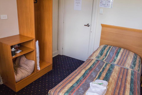 Gardners Inn Hotel - Australian Destinations 41