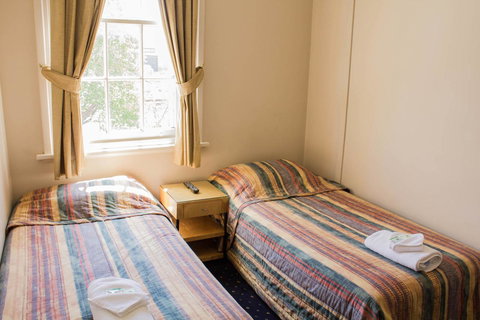 Gardners Inn Hotel - Australian Destinations 37