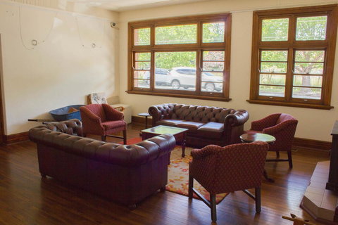 Gardners Inn Hotel - Australian Destinations 11