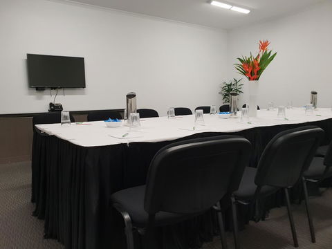 Darwin City Hotel - Australian Destinations 14