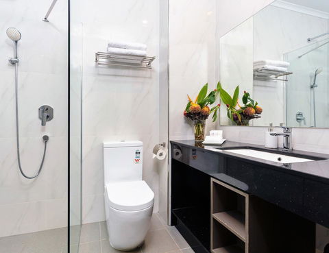 Darwin City Hotel - Australian Destinations 24