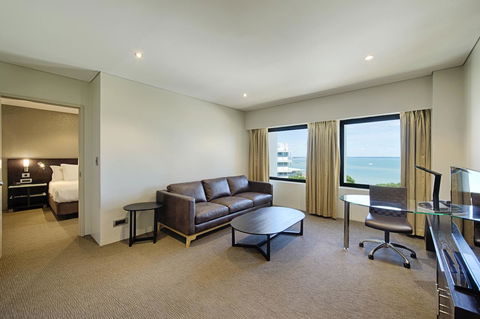 Hilton Darwin - Australian Destinations 12