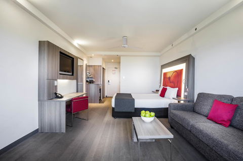 Novotel Darwin CBD - Australian Destinations 9