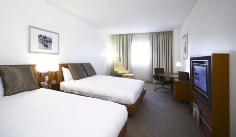 Novotel Canberra - Australian Destinations 19