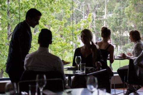 Novotel Canberra - Australian Destinations 5