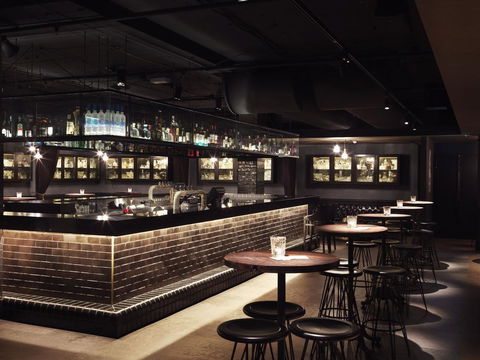 QT Canberra - Australian Destinations 14