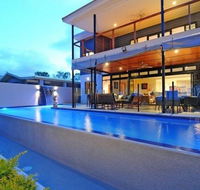 Bramston Beach - Luxury Holiday House - Australian Destinations