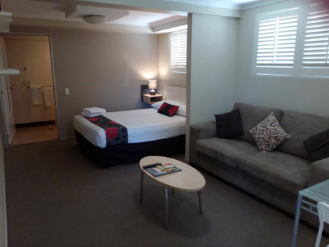 Brisbane Street Studios - Australian Destinations 2