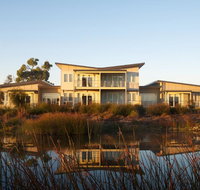 Broadbeach Inverloch Resort - Australian Destinations