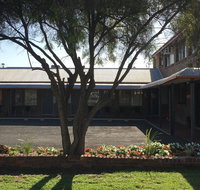 Bryants Motel - Australian Destinations