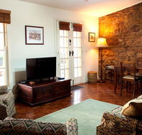 Byronsvale Vineyard and Accommodation - Australian Destinations