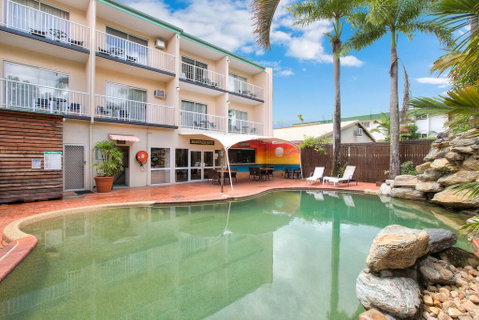 Cairns City Sheridan - Australian Destinations 1