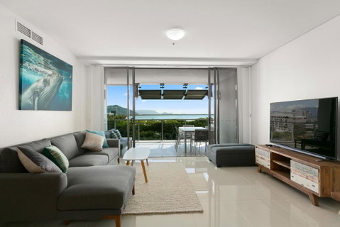 Cairns Private Apartments - Australian Destinations 1