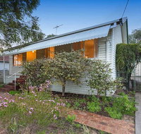 Camellia Cottage - PET FRIENDLY - Kwinana - Australian Destinations