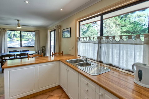 Camelot - Australian Destinations 3