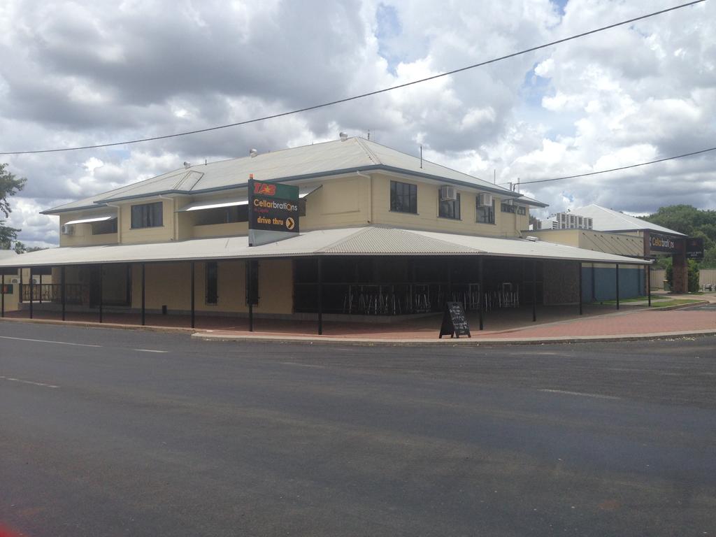 Carbine Creek QLD Australian Destinations