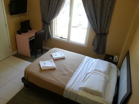 Central Private Hotel - Australian Destinations 2