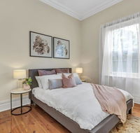 Character Home - Easy Tram to City - Australian Destinations