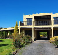 Chateau Bass - Australian Destinations
