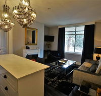 City Life Apartment-full kitchen  separate bedroom - Australian Destinations