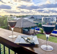 Coastal Paradise Holiday Home Swimming Pool  WiFi - Australian Destinations