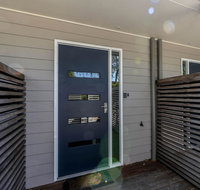 COASTAL SOUL VILLA  BROADBEACH - Australian Destinations