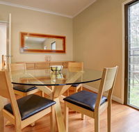 Cockatoo Hideaway - Australian Destinations