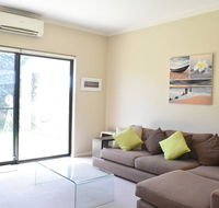 Comfortable 2 Bedroom Unit With Garden - Australian Destinations