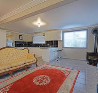 Cottage in the Country - Australian Destinations