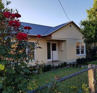 Cottage on Main - Australian Destinations
