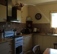 Cream Cottage - Australian Destinations