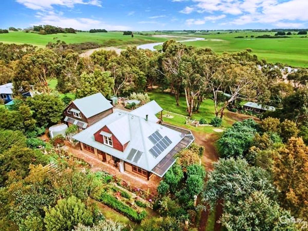 Curdievale VIC Australian Destinations