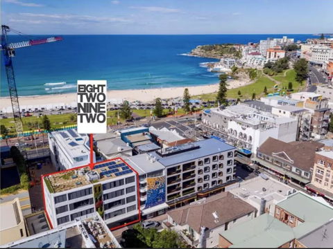 EIGHT TWO NINE TWO IV: BONDI BEACH - Australian Destinations 0