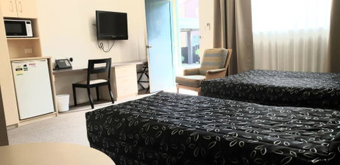 Elizabeth Motor Inn - Australian Destinations 2